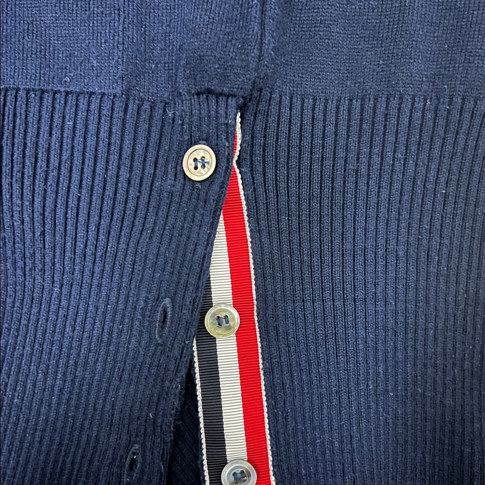 THOM BROWNE NAVY CASHMERE 4-BAR V-NECK CARDIGAN - Picture 3 of 5